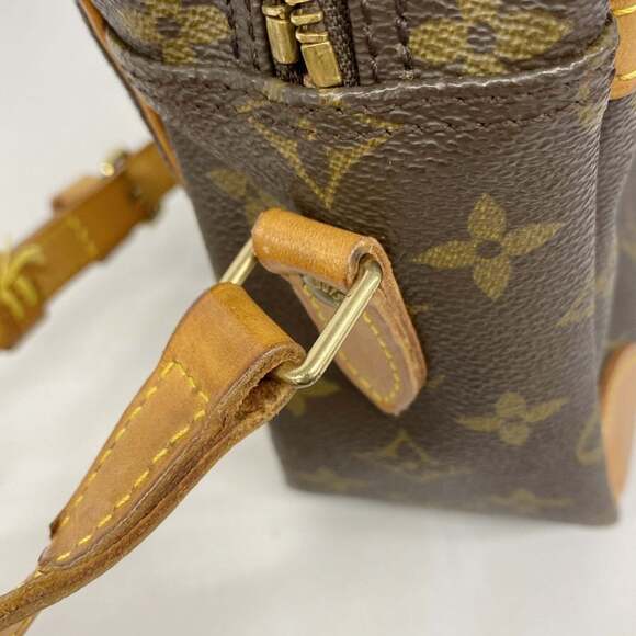 LOUIS VUITTON Authentic Brown Monogram Shoulder Bag